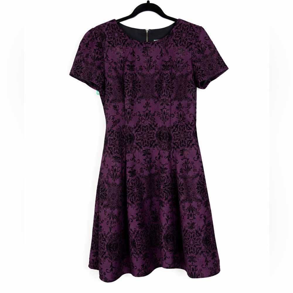 Vince Camuto Burgundy and Black Damask Dress - Picture 2 of 10